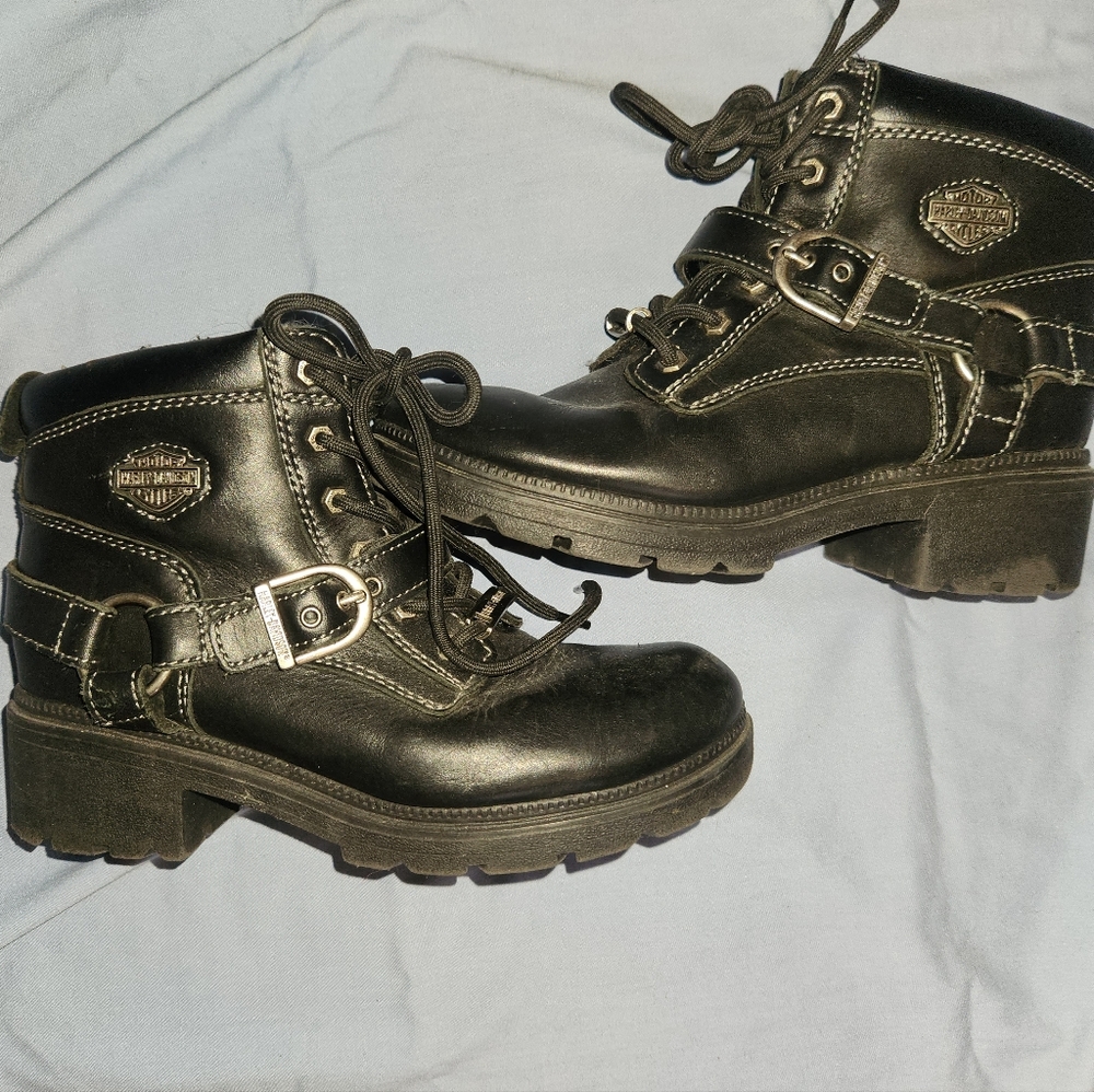 Harley Davidson women's zippered black boots